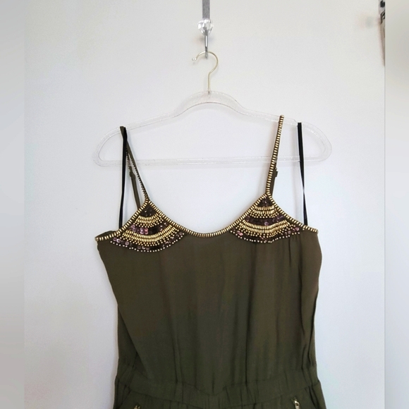 Jumpsuit with golden beads - Picture 3 of 9